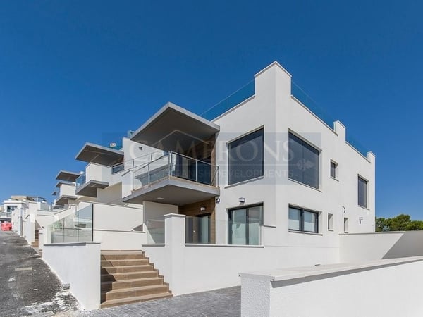 Apartment in Alicante - view 1