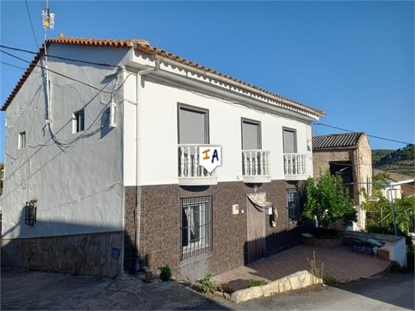 House in Villasabariego de Ucieza - view 1