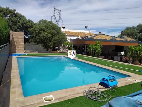 Farm, Ranch or Equestrian in Loja - view 1