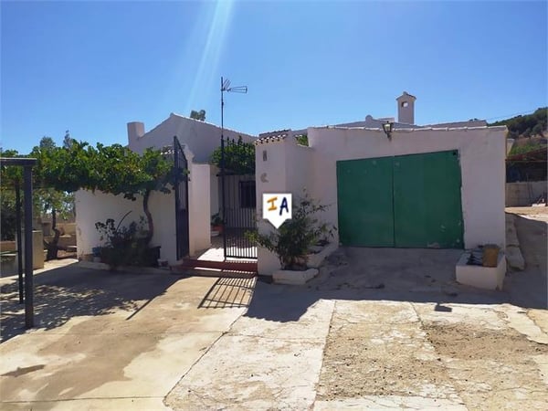 Farm, Ranch or Equestrian in Malaga - view 1