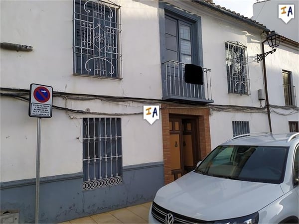 House in Iznajar - view 1