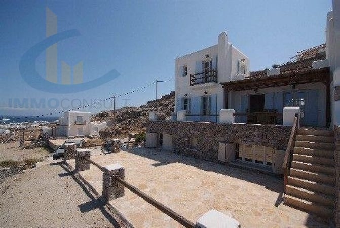 House in Mykonos - view 1