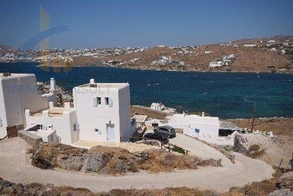 House in Apollon - Image 2