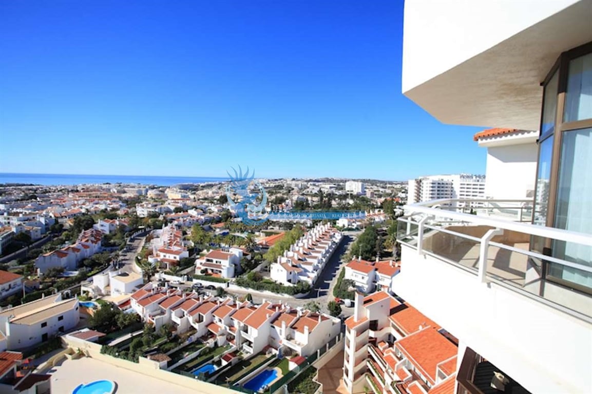 Apartment in Albufeira - Image 2