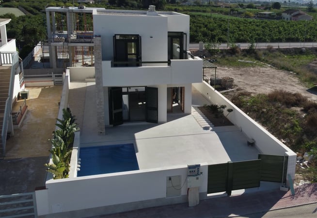 House in Alicante - view 1