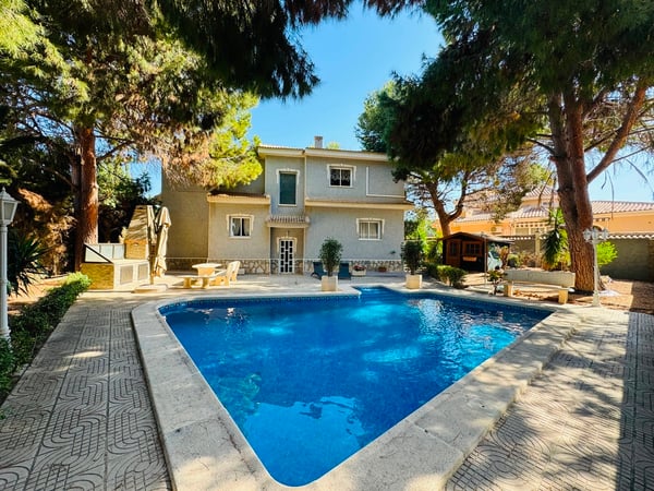 Villa in Ciudad Quesada - view 1