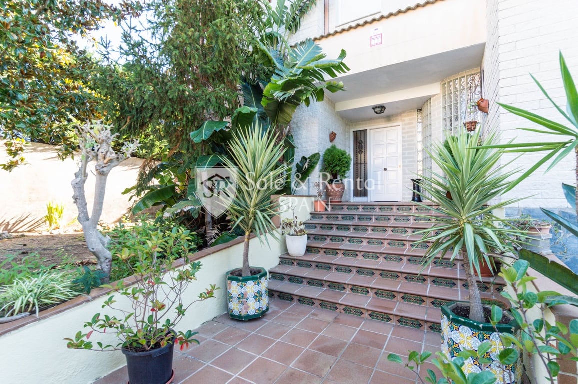 House in Lloret de Mar - Image 3