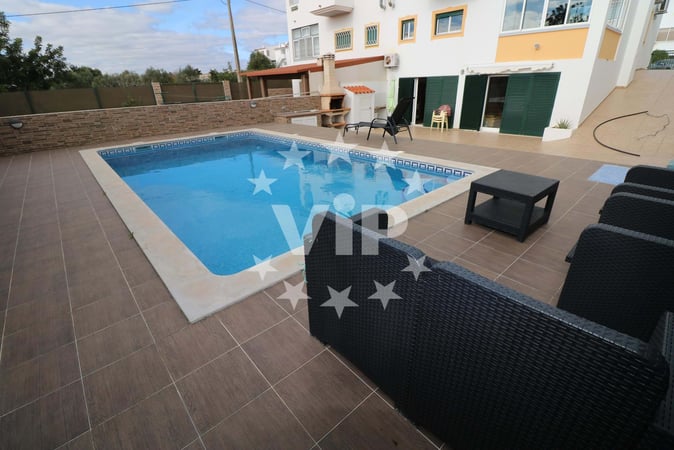 Villa in Canhestros - view 1