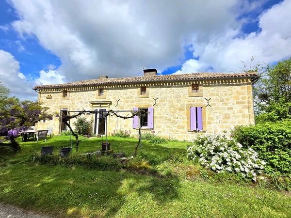 House in Serignac-Peboudou - view 1
