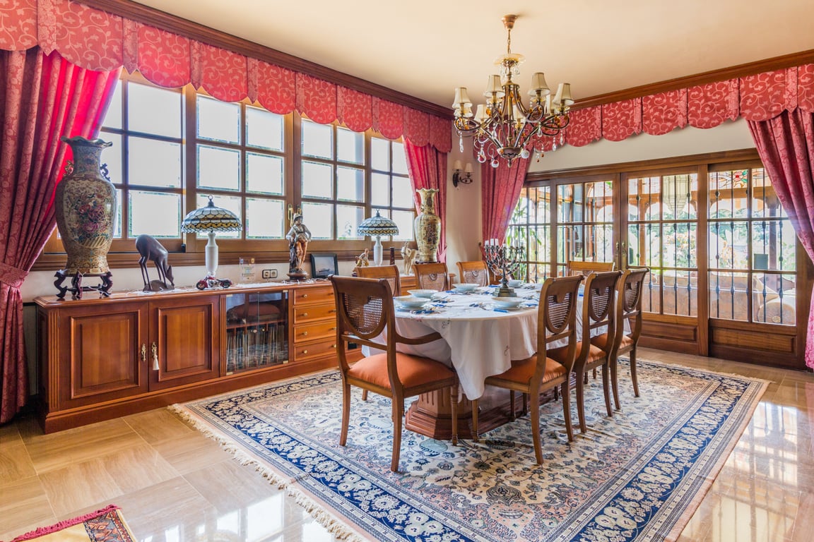 Villa in Atalaya Isdabe - Image 2