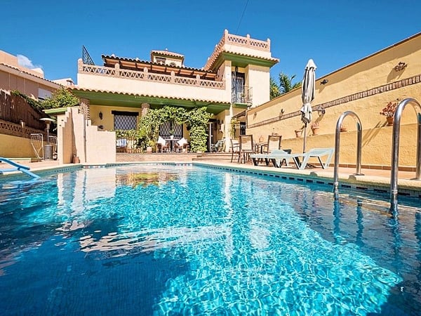 Villa in La Arnilla - view 1