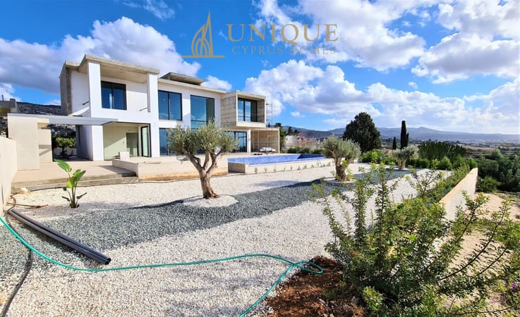 House in Pegeia - view 1