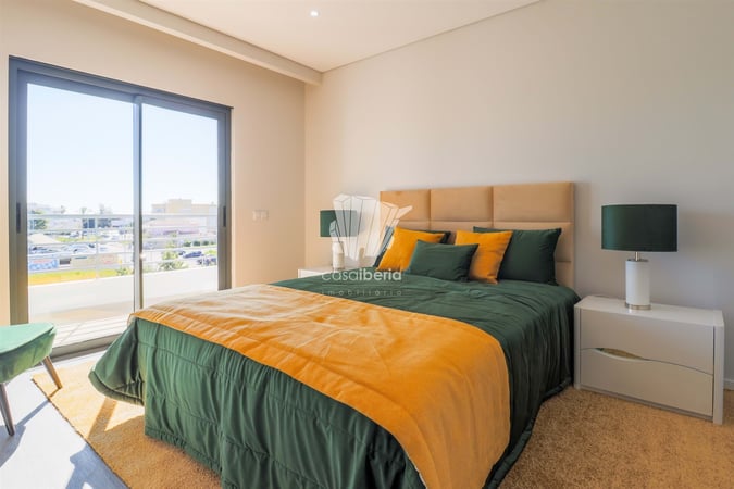 Apartment in Quelfes - view 1