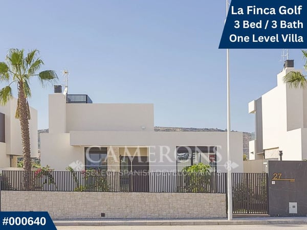 House in Alicante - view 1