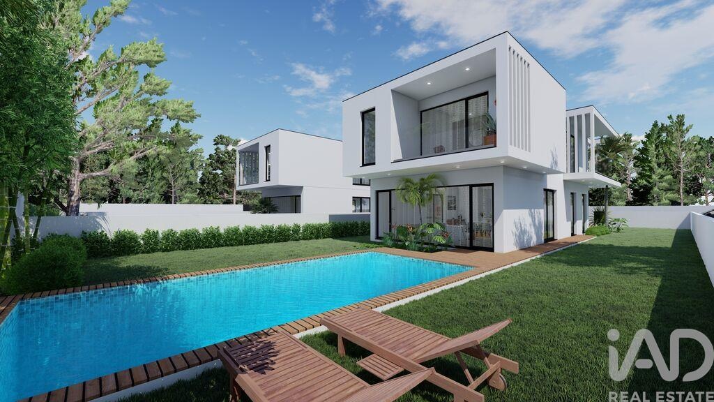 House in Charneca de Caparica - Image 3