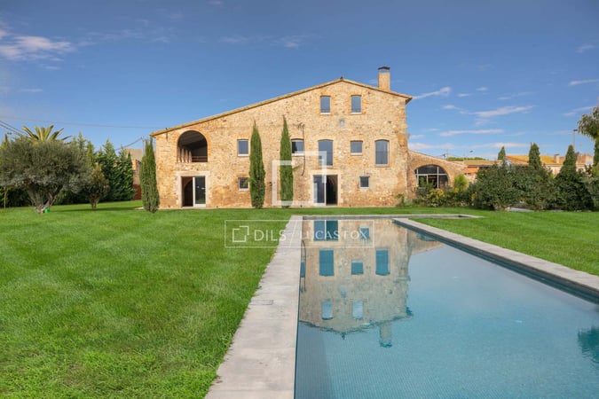 House in Vilacolum - view 1