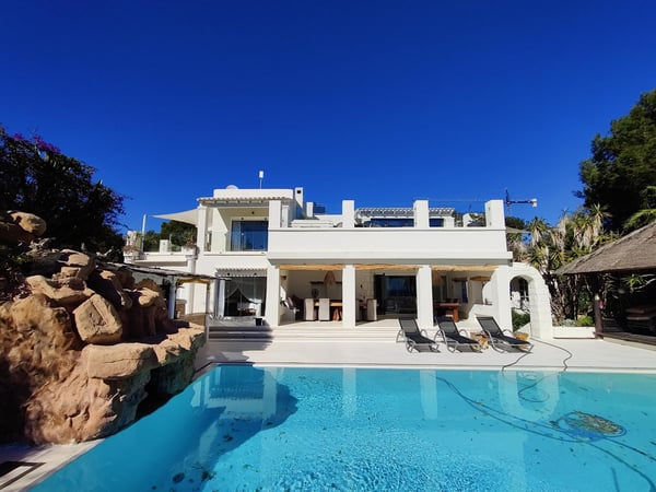 Villa in Nuestra Senora de Jesus - view 1