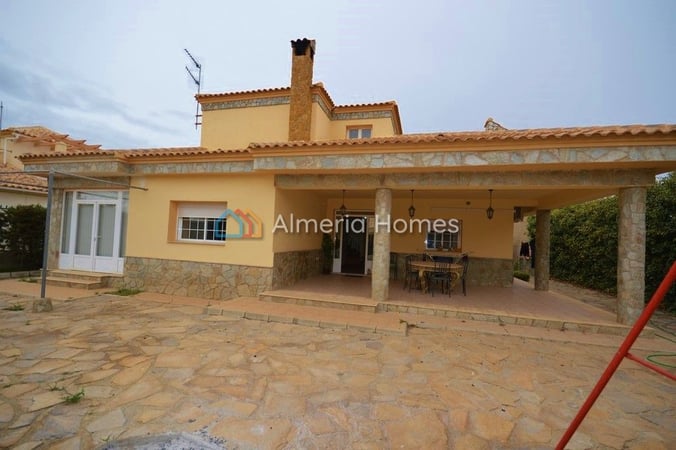 Villa in Arboleas - view 1