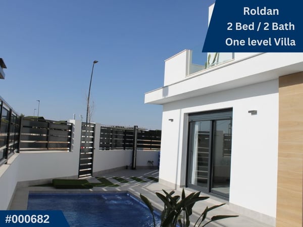 House in Roldan - view 1