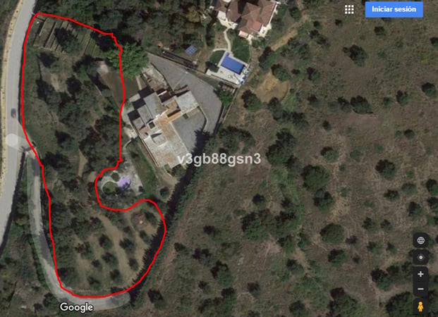 Land in Elviria - view 1