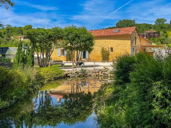 House in Plazac - view 1