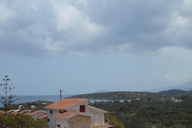 House in Agios Nikolaos - view 1