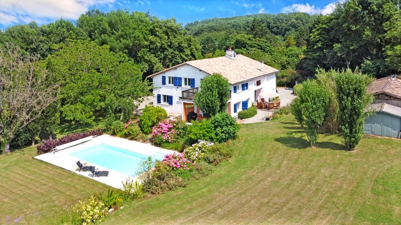 House in Lauzun - view 1