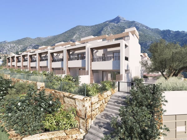 House in Istan - view 1