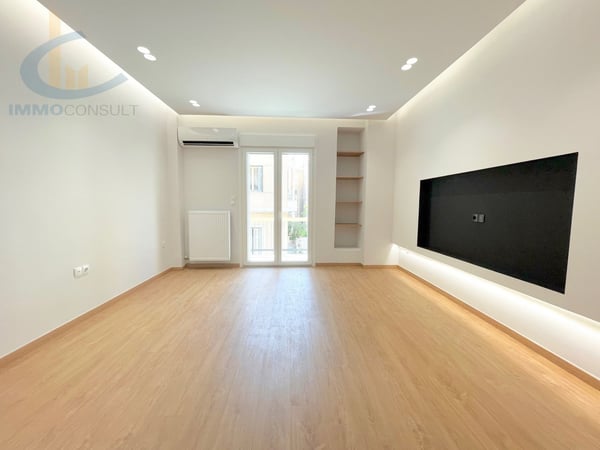 Apartment in Athens - view 1