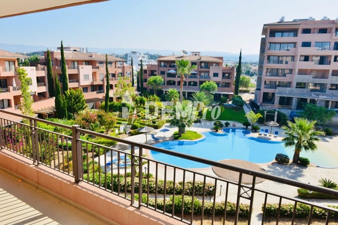 Apartment in Kato Paphos - view 1