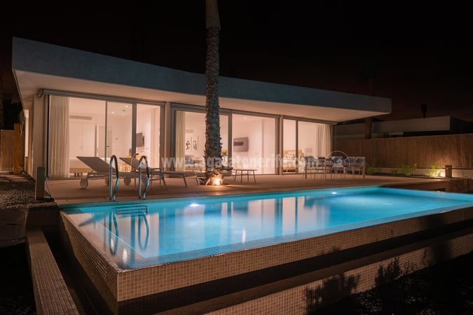 Villa in Playa de San Juan - view 1