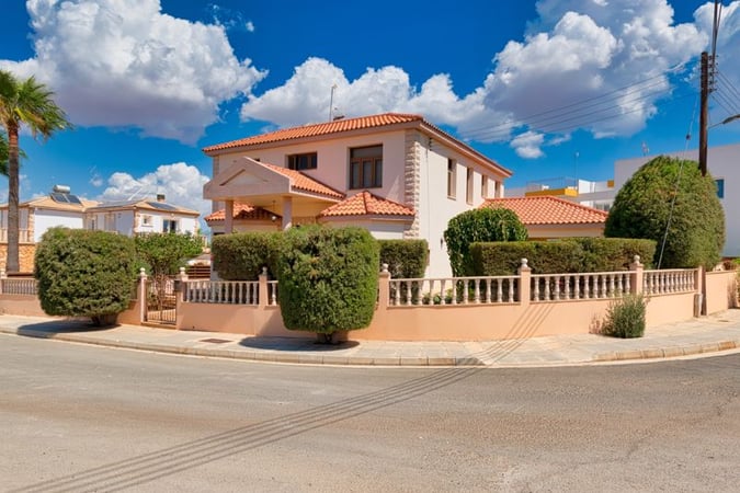 Villa in Frenaros - view 1