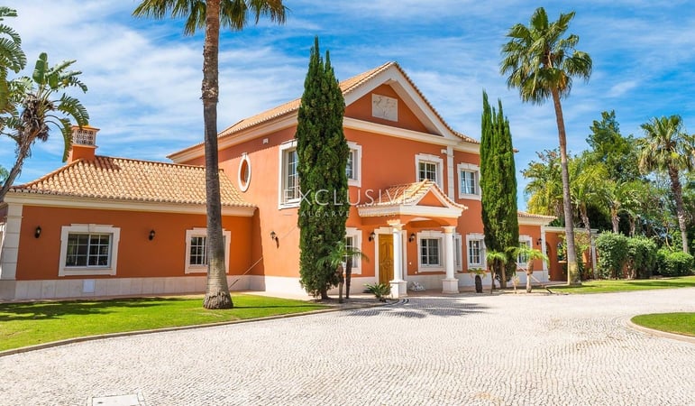 Villa in Olhao - view 1