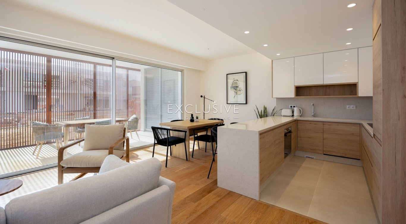 Apartment in Faro - Image 2