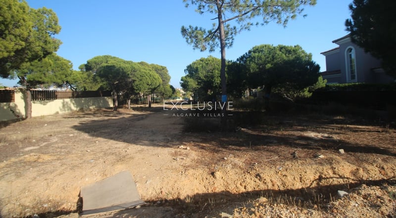 Land in Loule - view 1