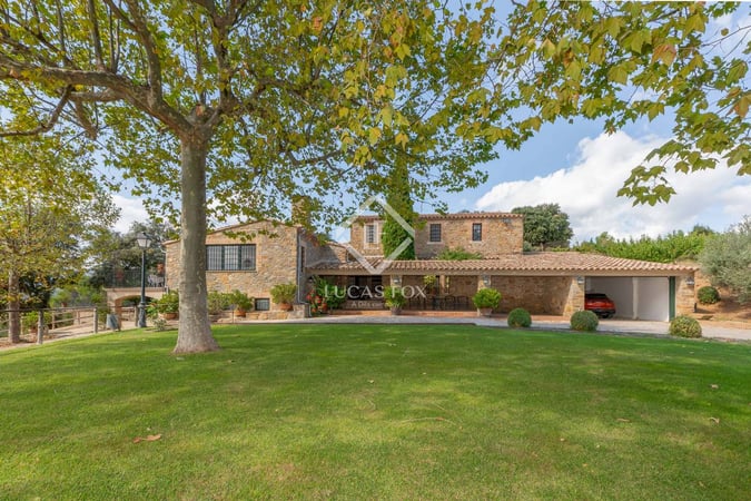 House in Girona - view 1