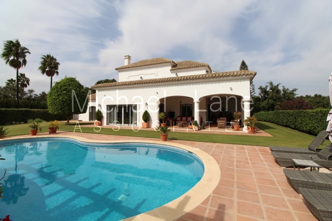 House in Sotogrande - view 1