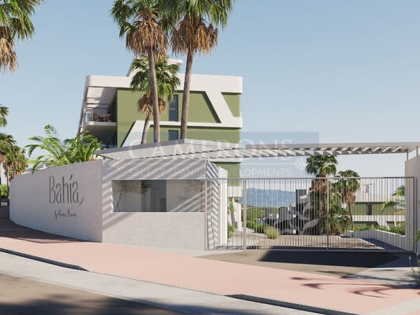 Apartment in Marbella Del Este - view 1