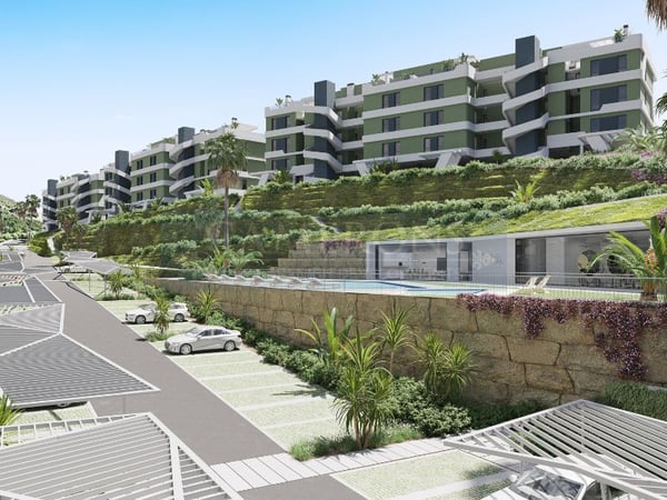 Apartment in Marbella Del Este - view 1