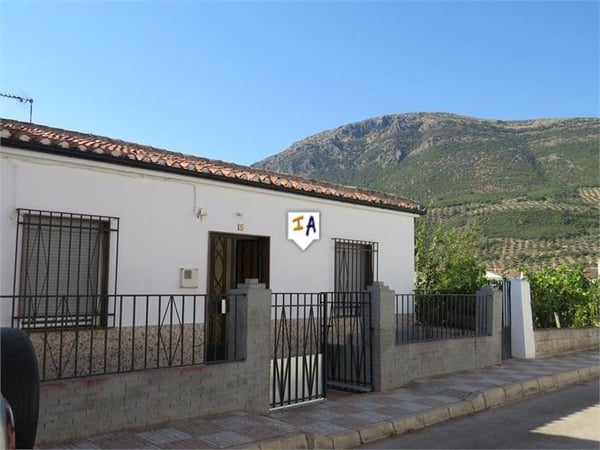 House in Las Casillas de Martos - view 1