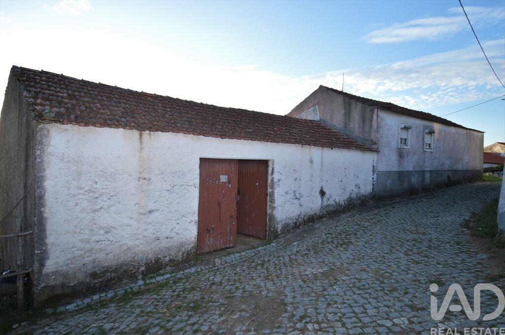 House in Espinhal - Image 3