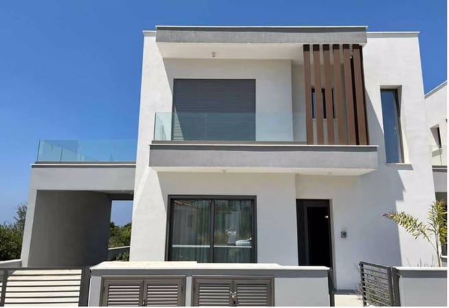 Villa in Konia - view 1