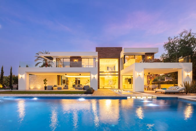 Villa in Nueva Andalucia - view 1
