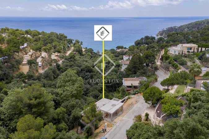 Land in Girona - view 1