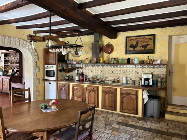 House in Barbezieux-Saint-Hilaire - view 1