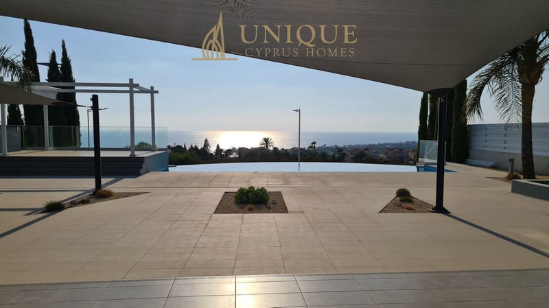 House in Pegeia - view 1