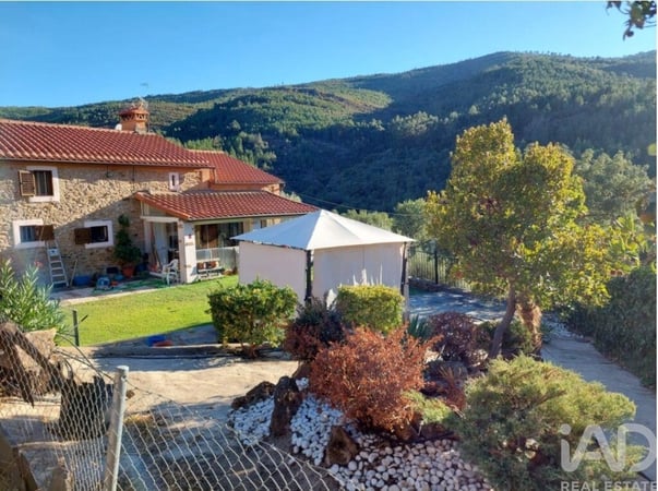 House in Sao Juliao - view 1