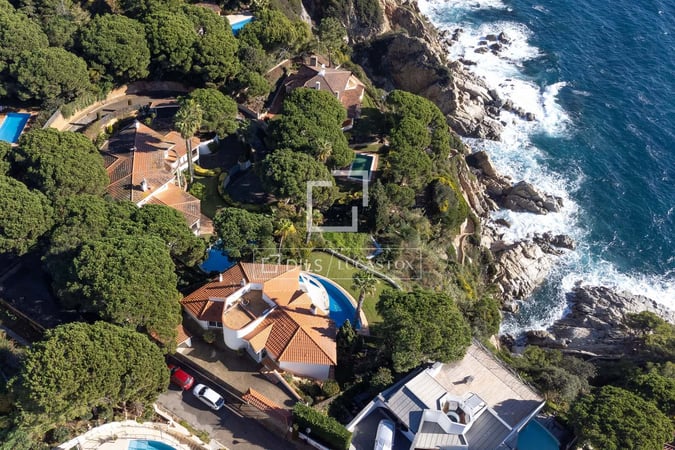 House in Girona - view 1