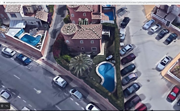 Villa in Playa Flamenca - view 1