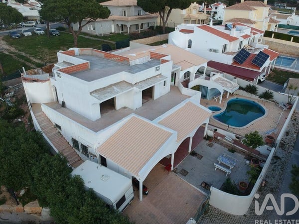 House in Quarteira - view 1